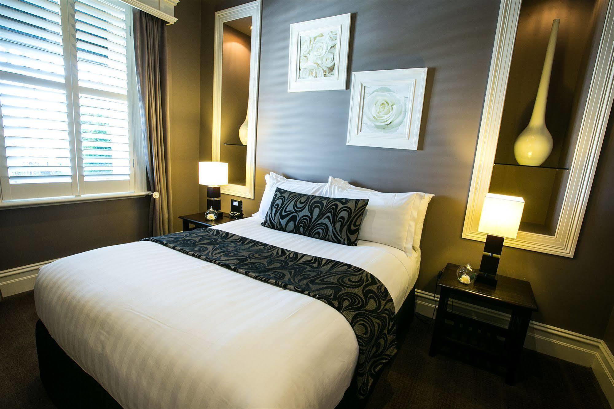 Gallery Apartments Γουόρναμπουλ Εξωτερικό φωτογραφία